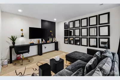 112 Michaels Court, Woodbridge Township, NJ 07095 - Photo 11