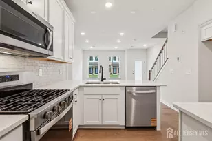 214 Jessie Pl, New Brunswick, NJ 08901 - Photo 13