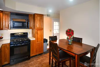 541 Lyman Avenue, Woodbridge Township, NJ 07095 - Photo 7