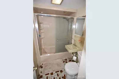 541 Lyman Avenue, Woodbridge Township, NJ 07095 - Photo 13
