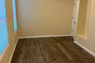 9 Christopher St, Carteret, NJ 07008 - Photo 7