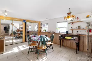 55 Sullivan Way, East Brunswick Township, NJ 08816 - Photo 7