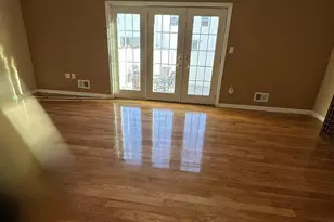 9 Gardenia Ct Ct, Sayreville, NJ 08872 - Photo 13