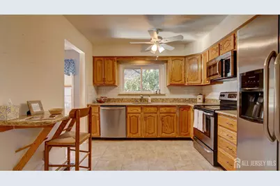 5-A Hillsborough Drive, Monroe Township, NJ 08831 - Photo 5