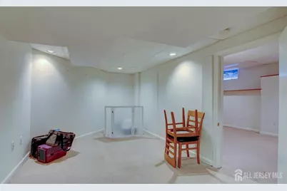 20 Wisteria Court, South Brunswick Township, NJ 08852 - Photo 11