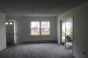 140 Plymouth Ln, Monroe Township, NJ 08831 - Photo 3