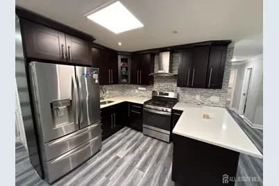 135 Crampton Avenue, Woodbridge Township, NJ 07095 - Photo 11