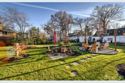 88 Stratton Street S, Piscataway Township, NJ 08854 - Photo 23