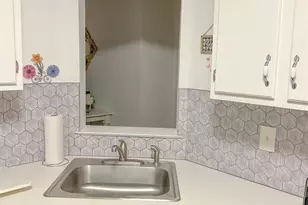 9 Chatham Square, Sayreville, NJ 08859 - Photo 5