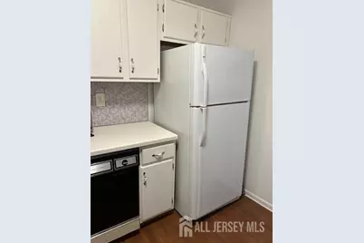 9 Chatham Square #109, Sayreville, NJ 08859 - Photo 3