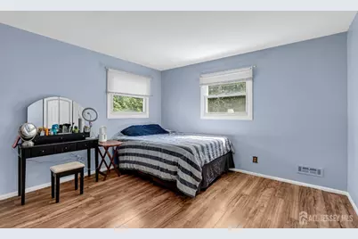 46 Park View Drive, Hazlet Township, NJ 07730 - Photo 17