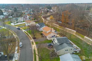 7 Weiss Dr, Middlesex, NJ 08846 - Photo 27