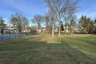 123 Winchester Way, Franklin Township, NJ 08873 - Photo 5