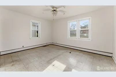 299 Howard Street, New Brunswick, NJ 08901 - Photo 11