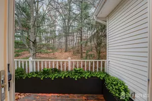 606 Cypress Ln, East Brunswick Township, NJ 08816 - Photo 21