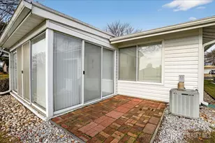 205 Newport Rd, Monroe Township, NJ 08831 - Photo 17