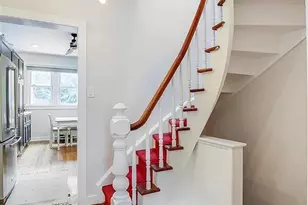 129 Thorne St, Jersey City, NJ 07307 - Photo 3