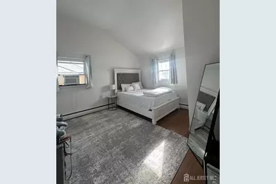 118 Markowitz Street, Carteret, NJ 07008 - Photo 13