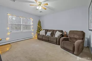 33 Kearney Rd, Sayreville, NJ 08879 - Photo 5