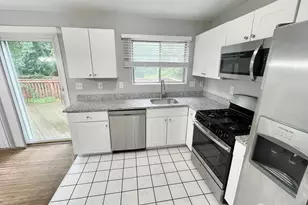 32 Athens Ave, Old Bridge Township, NJ 08879 - Photo 5