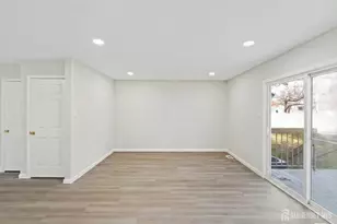 6 Wood Acres Dr, North Brunswick Township, NJ 08902 - Photo 9