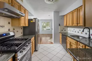 113 Thoreau Dr, Plainsboro Township, NJ 08536 - Photo 5