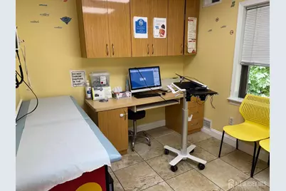 7 Brunswick Woods Drive, East Brunswick Township, NJ 08816 - Photo 5