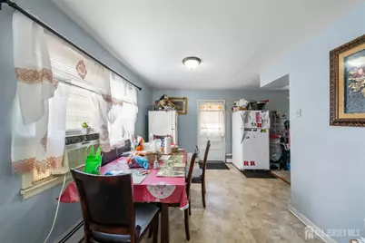 55 Frank Street, Franklin Township, NJ 08873 - Photo 7