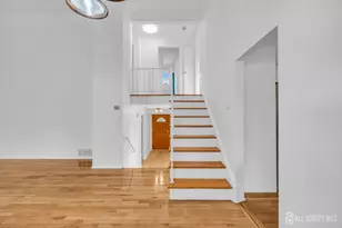 23 Barlow Rd, Edison, NJ 08817 - Photo 9