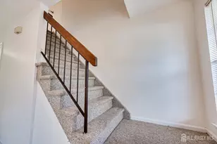 404 Maplecrest Rd, Edison, NJ 08820 - Photo 15