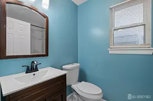 198 Arlington Ave, Aberdeen Township, NJ 07721 - Photo 29