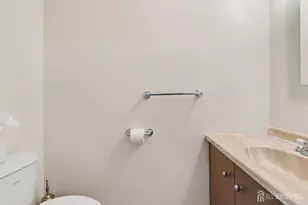 284 Constitution Cir, North Brunswick Township, NJ 08902 - Photo 3