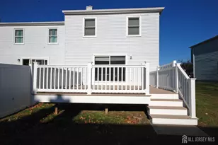 7 Gardenia Ct, Sayreville, NJ 08872 - Photo 35
