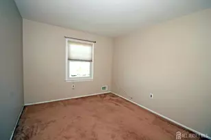 7 Gardenia Ct, Sayreville, NJ 08872 - Photo 23