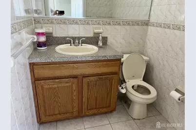 22 N Whittier Street #B, Carteret, NJ 07008 - Photo 17