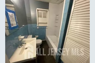 6 Gates Avenue, East Brunswick Township, NJ 08816 - Photo 9