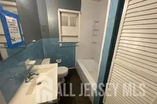 6 Gates Ave, East Brunswick Township, NJ 08816 - Photo 9