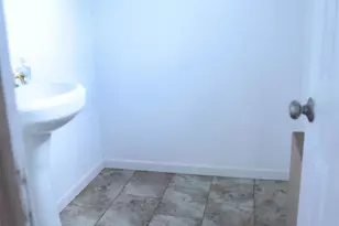 88 Woodbridge Ave, Sewaren, NJ 07077 - Photo 29