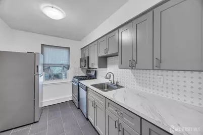 14 York Drive #4B, Edison, NJ 08817 - Photo 3