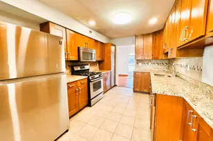 160 Thoreau Dr, Plainsboro Township, NJ 08536 - Photo 7