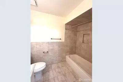 18 Adams Court, East Brunswick Township, NJ 08816 - Photo 7