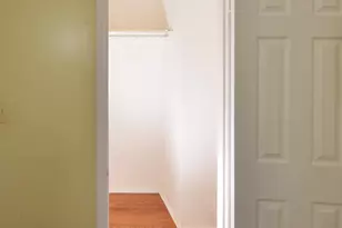 202 Hidden Village Dr, Perth Amboy, NJ 08861 - Photo 13