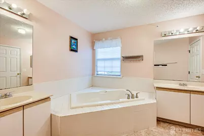 10 Guisborough Way, Edison, NJ 08820 - Photo 21