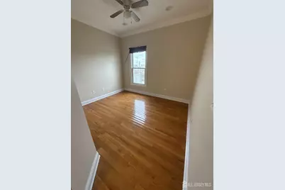 472 Cliff Road #3, Sewaren, NJ 07077 - Photo 3