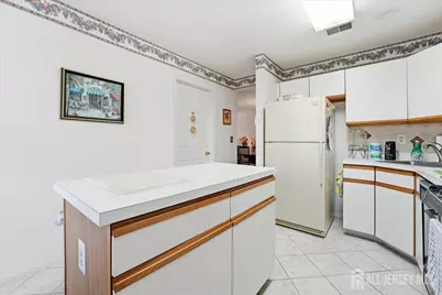 11 Letts Court, Sayreville, NJ 08872 - Photo 13