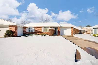 180-B Mimosa Plaza Plaza, Monroe Township, NJ 08831 - Photo 7