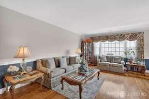 10 Barbara Pl, Sayreville, NJ 08872 - Photo 5