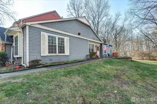 11 Sheffield Ct, Old Bridge Township, NJ 08857 - Photo 5