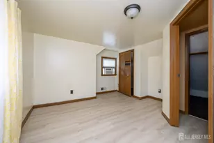 1 Ovington Ave, Edison, NJ 08817 - Photo 27