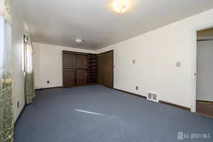 1 Ovington Ave, Edison, NJ 08817 - Photo 15